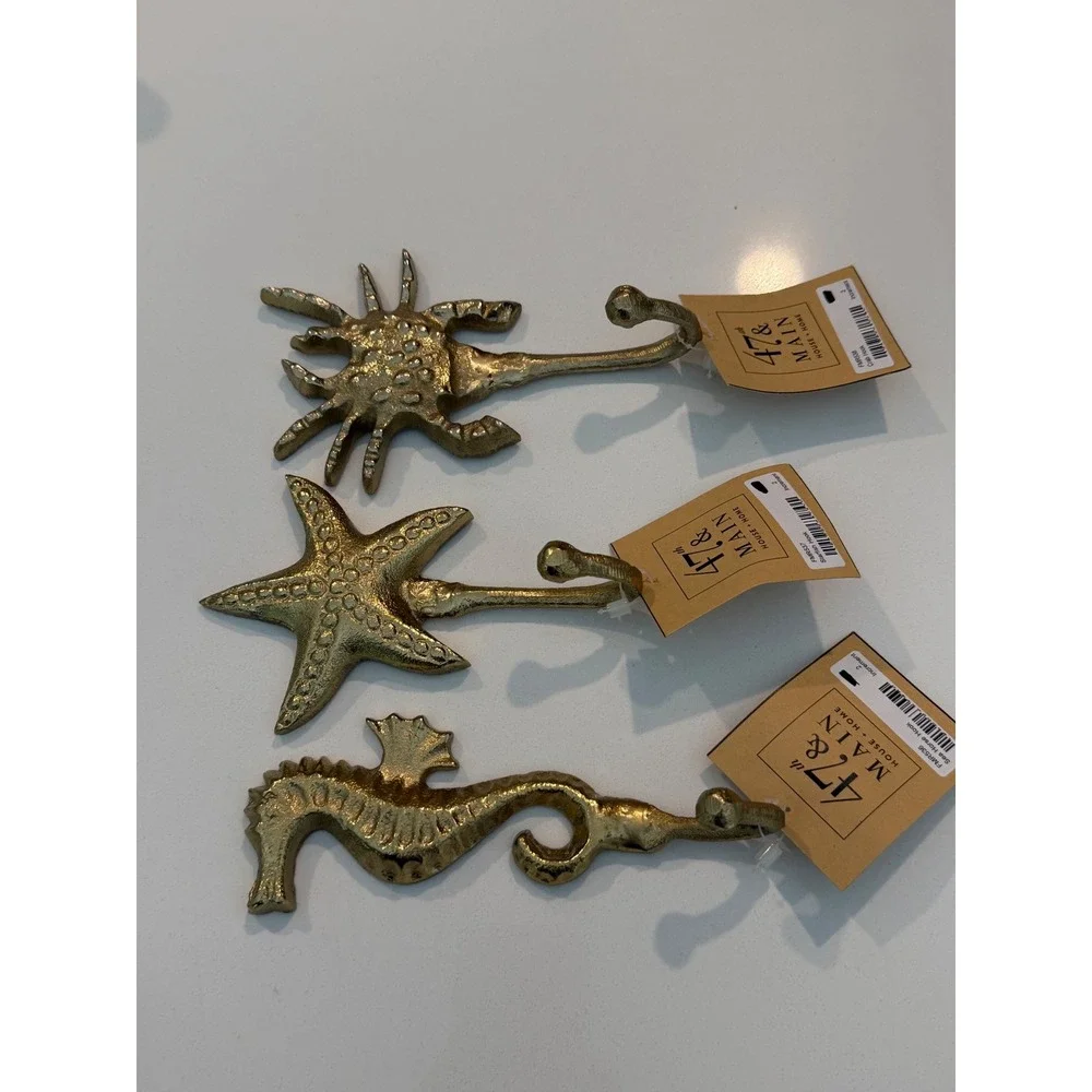 47th & Main Gold Metal Nautical Wall Hooks Seahorse Starfish Crab Beach 3pc
